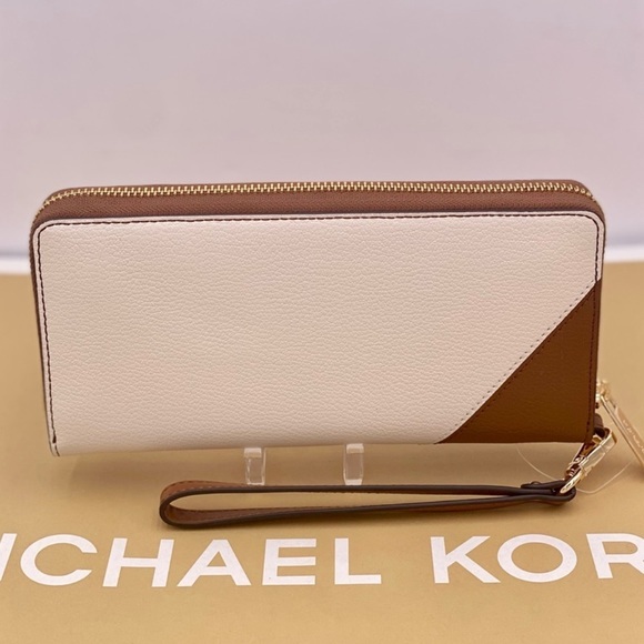 Michael Kors Large Continental Wallet Wristlet Luggage Multi - Picture 2 of 10